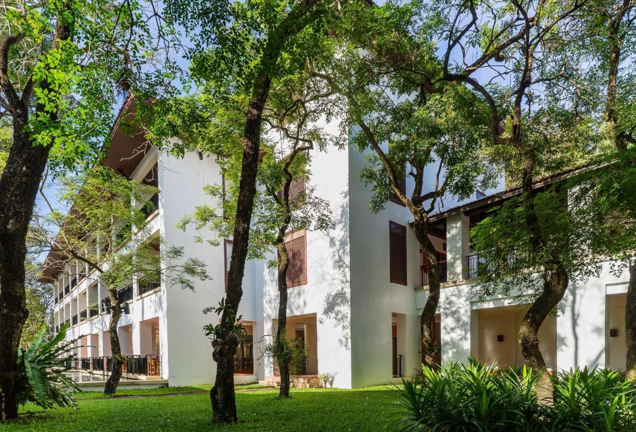 Tawa Ravadee Resort Prachinburi, A Member Of Worldhotels Distinctive Si Maha Phot Eksteriør billede